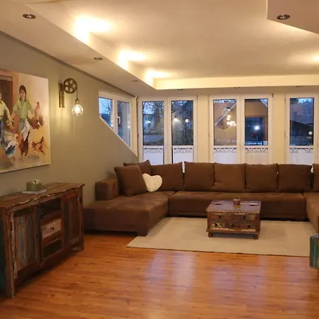 Helle, Offene Dachgeschosswohnung Mit Terrasse Oberloisdorf Exterior photo