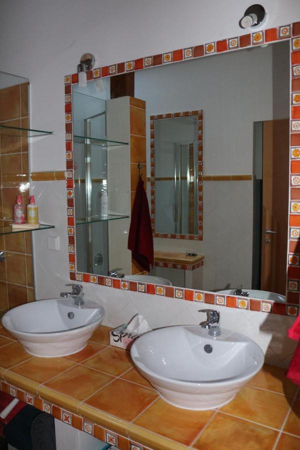 Helle, Offene Dachgeschosswohnung Mit Terrasse * Oberloisdorf