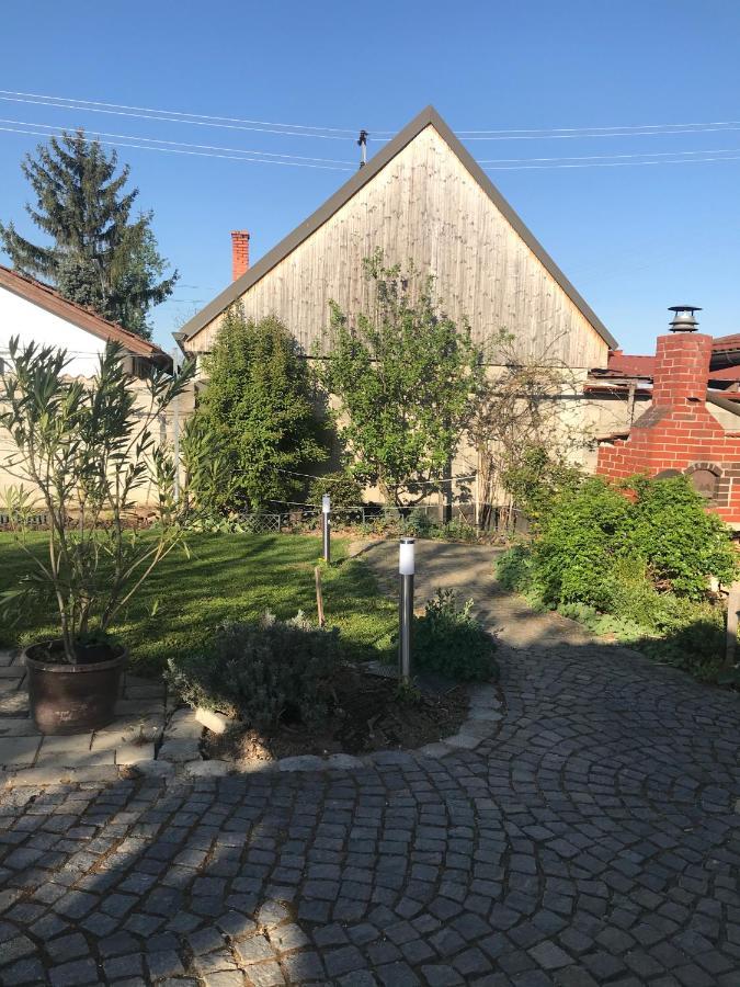 Helle, Offene Dachgeschosswohnung Mit Terrasse *